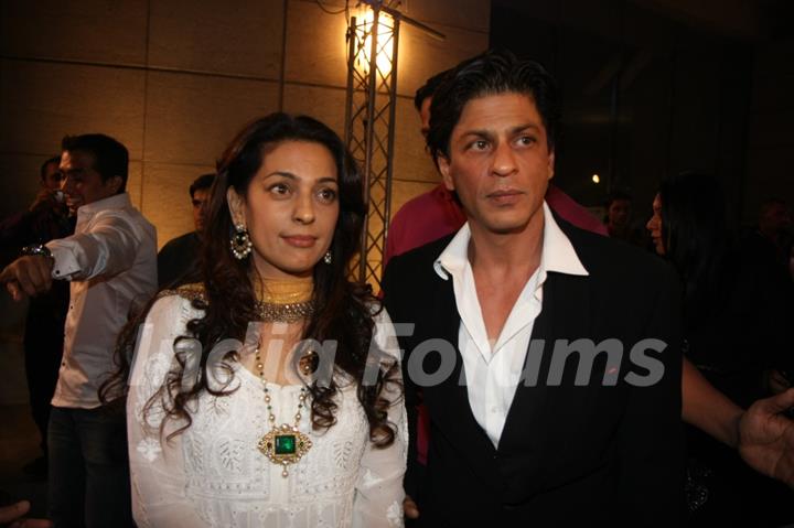 Shah Rukh & Juhi Chawla at 57th Filmfare Awards 2011 Nominations Party at Hotel Hyatt Regency in Mum