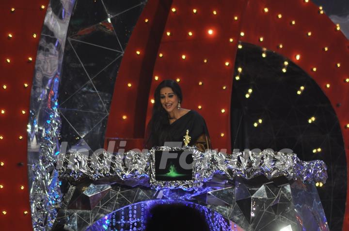 Vidya Balan at 18th Annual Colors Screen Awards at MMRDA Grounds in Mumbai