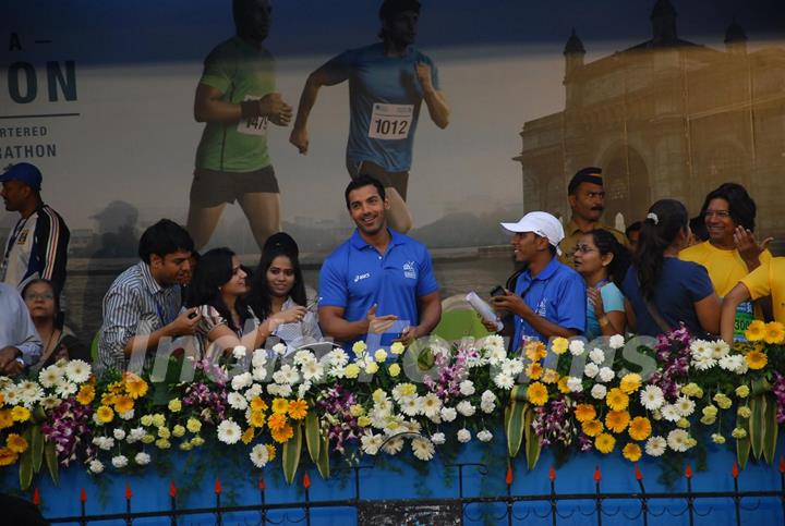 John Abraham at the Mumbai Marathon 2012