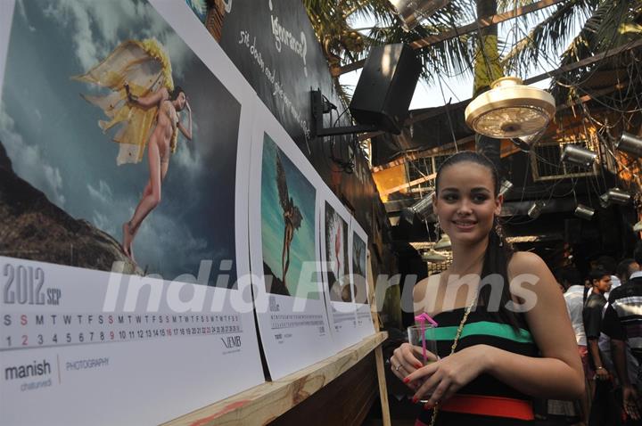 Fashion photographer Manish Chaturvedi’s Angel themed Bikni Calendar launch