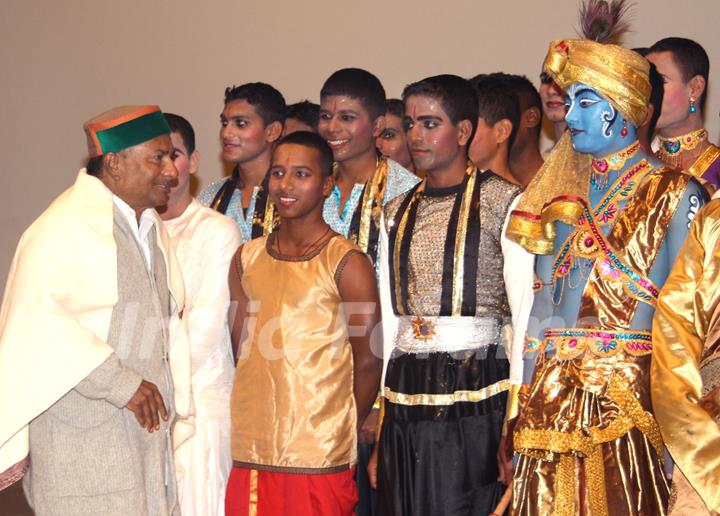 Defence Minister AK Antony with cadets at the NCC Republic Day Camp 2012 in New Delhi