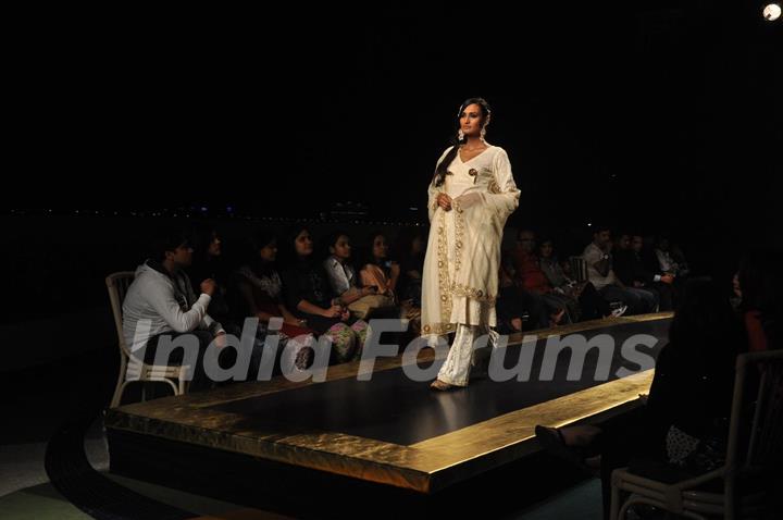 Models walk on the ramp portraying essence of Kashmir Fashion Show