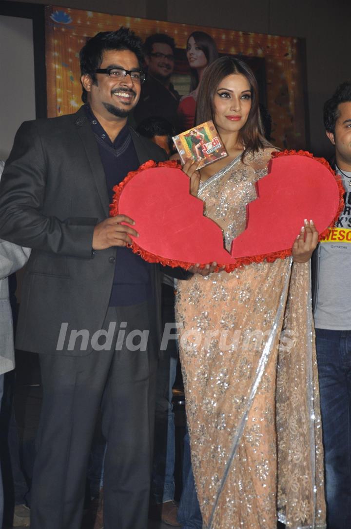 Bipasha, R. Madhavan at Music launch of movie 'Jodi Breakers' at Goregaon