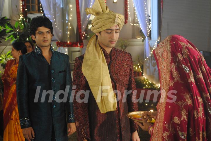 Shaheer Sheikh as Anant as a bride in tv show Navya