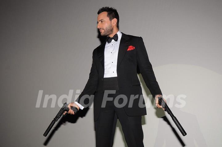 Saif Ali Khan at the 'Agent Vinod' Press Conference