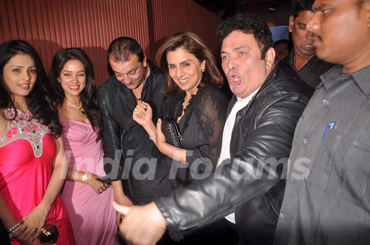 Rishi Kapoor and Neetu Singh at Sanjay dutt's bash for agneepath.