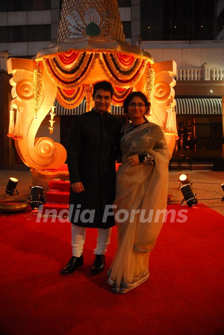 Aamir Khan & Kiran Rao at Abhinav Jhunjhunwala and Prerna Sarda's wedding reception