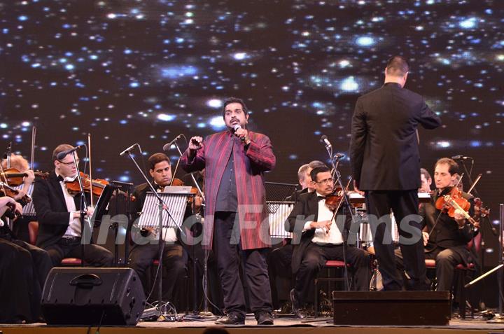 Shankar Mahadeven concert with Symphony Orchestra of India at RWITC