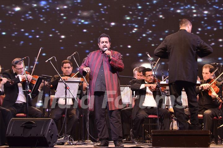 Shankar Mahadeven concert with Symphony Orchestra of India at RWITC