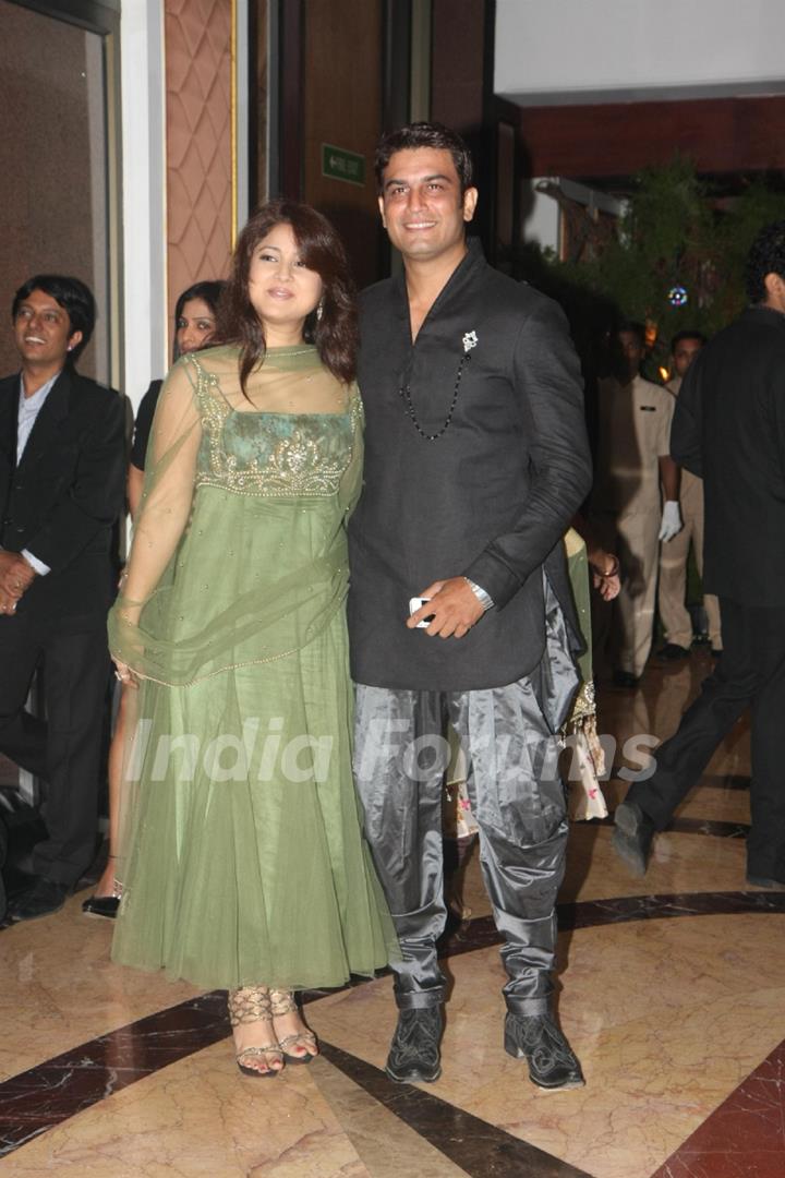 Keerti & Sharad Kelkar at Ritesh & Genelia Sangeet ceremony at Hotel TajLands End in Mumbai