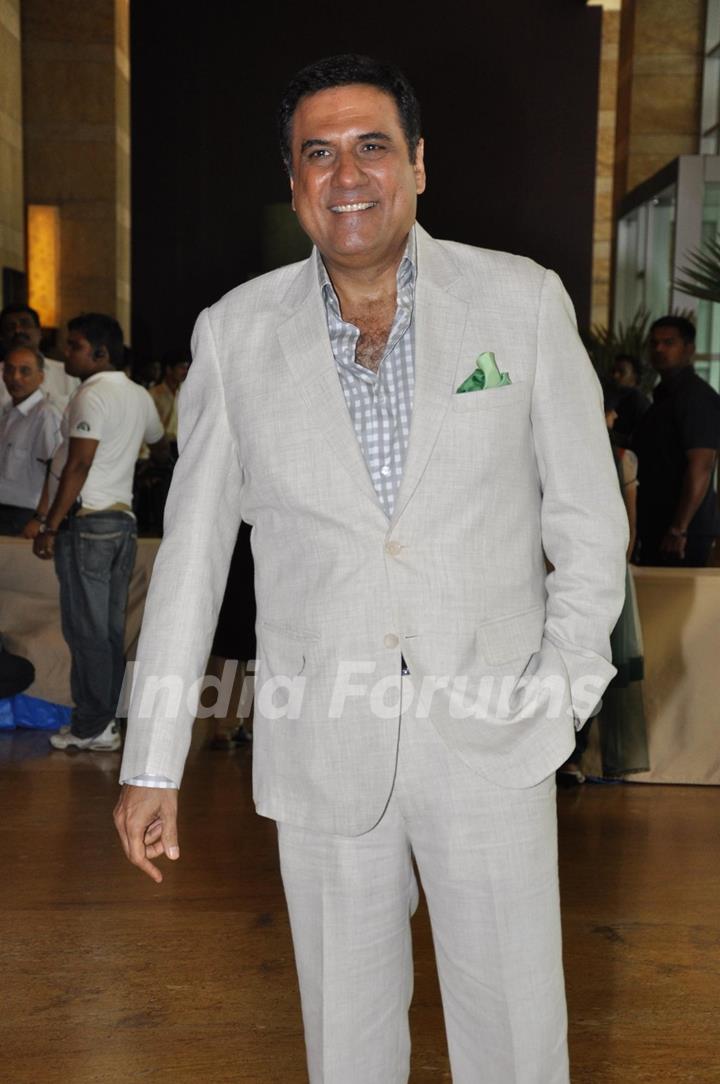 Boman Irani grace Ritesh Deshmukh & Genelia Dsouza wedding bash in Mumbai