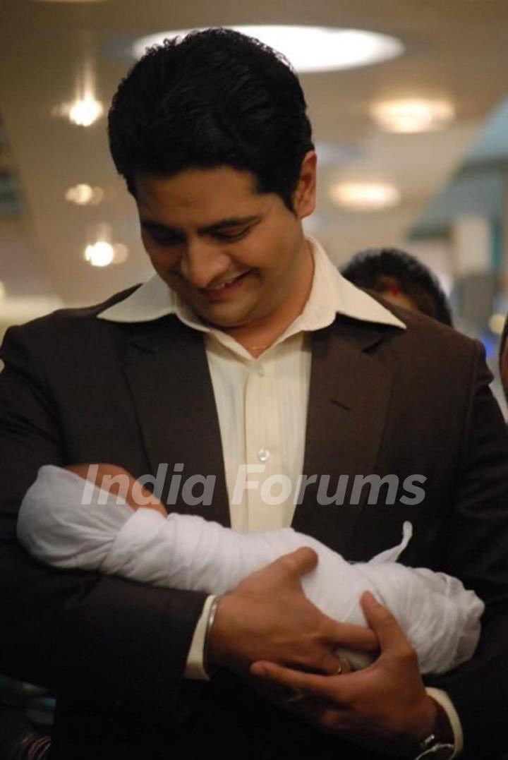 Karan Mehra as Naitik with his Baby