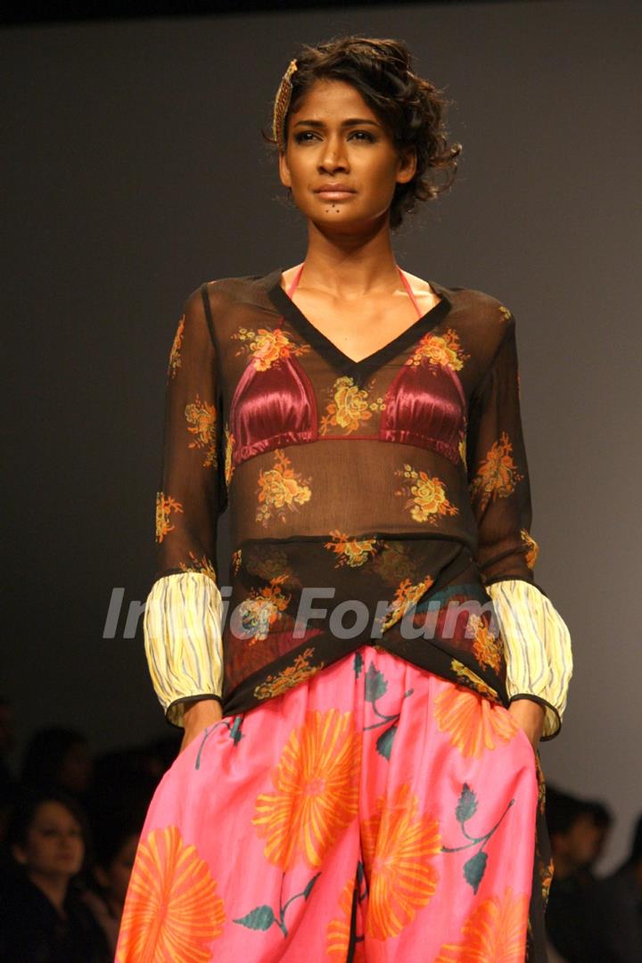 A model displays a creation by designer Anupama Dayal at the Wills Lifestyle India Fashion week 2012,in New Delhi on Wednesday. .