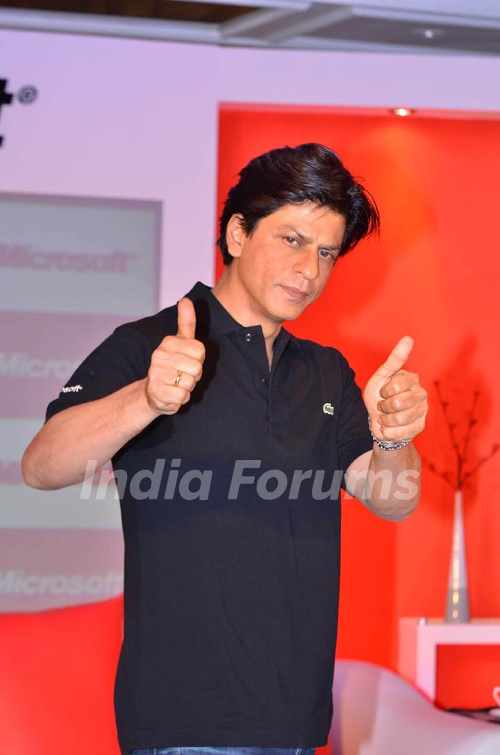 Shahrukh Khan at Don 2 Microsoft promotions at Taj Lands End. .