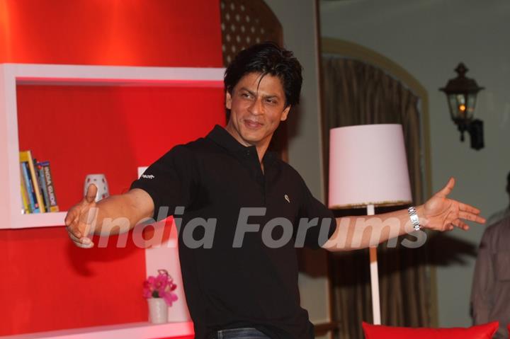 Shahrukh Khan at Don 2 Microsoft promotions at Taj Lands End