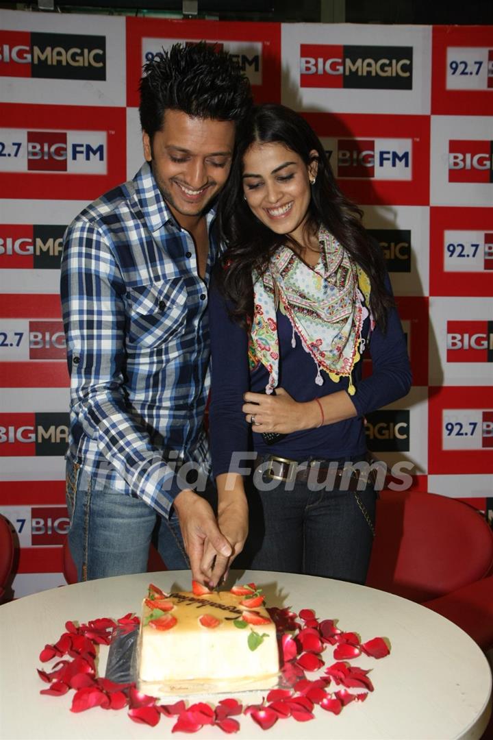 Ritesh & Genelia promoting their film Tere Naal Love Ho Gaya at 92.7 BIG FM Studios in Andheri, Mumbai