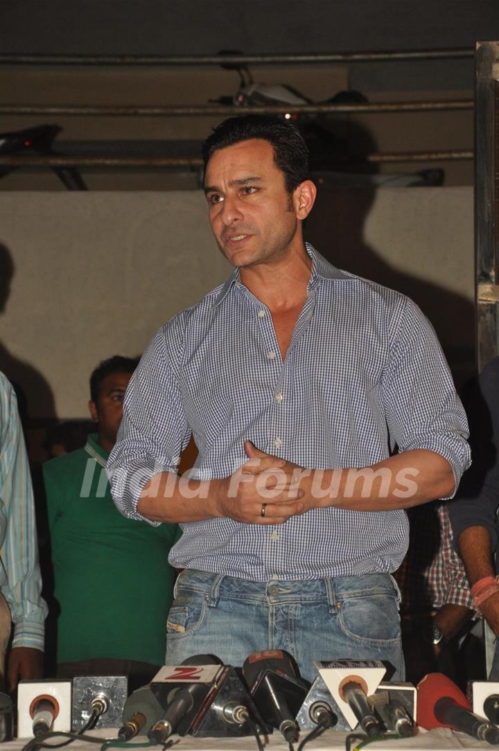 Saif Ali Khan holds a press conference on the issue of his arrest.