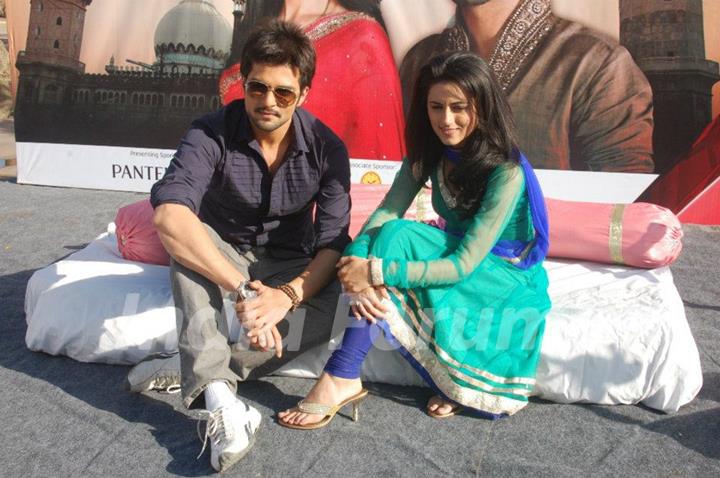 RaQesh Vashisth & Riddhi Dogra Vashisth advertising for Star Parivaar Awards 2012