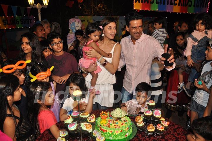 Manoj Bajpayee and wife Shabana threw a party to celebrate the 1st birthday of their daughter Ava Nayla at The Club