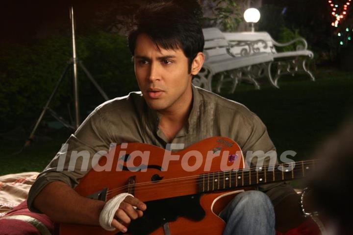 Sudeep Sahir as Arjun Agnihotri in Main Lakshmi Tere Angan Ki.