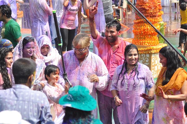 Colors Channel TV serials Artist celebrate Holi