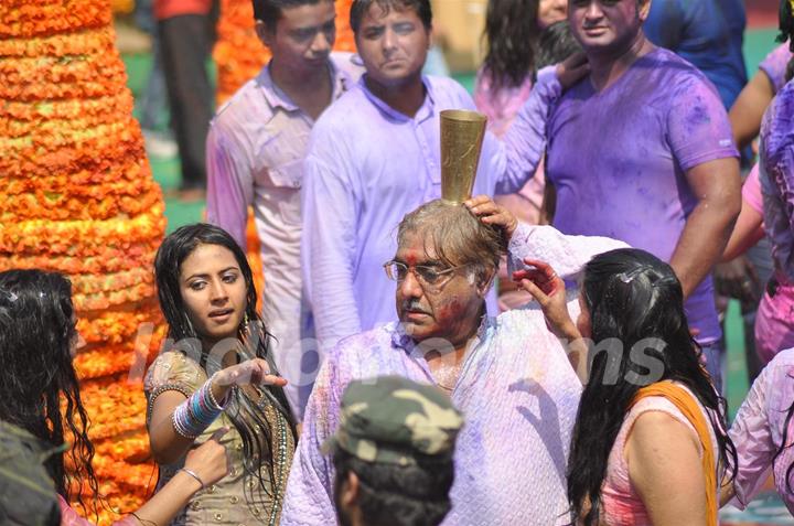 Colors Channel TV serials Artist celebrate Holi