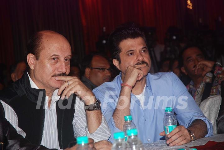 Anil Kapoor and Anupam Kher at Bilingual film Chhodo Kal Ki Baatein film launch at Novotel. .