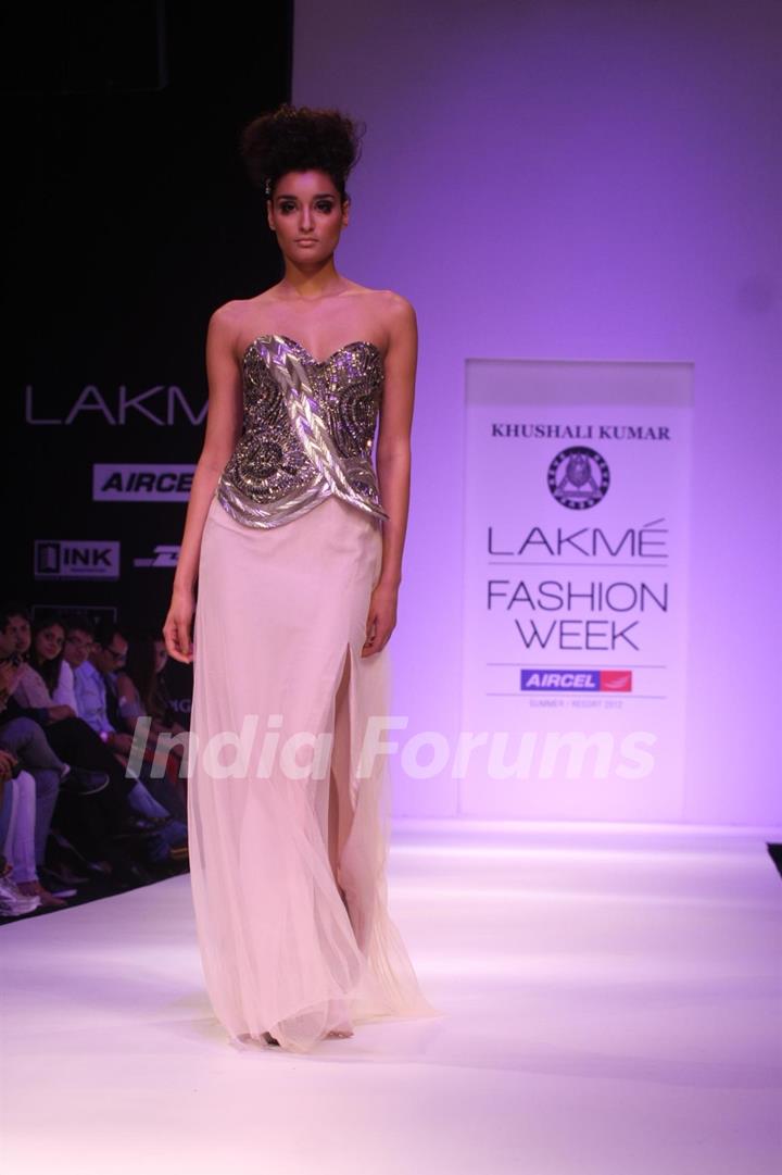 Celebs at Khushali Kumar show at Lakme Fashion Week 2012 - Day 1