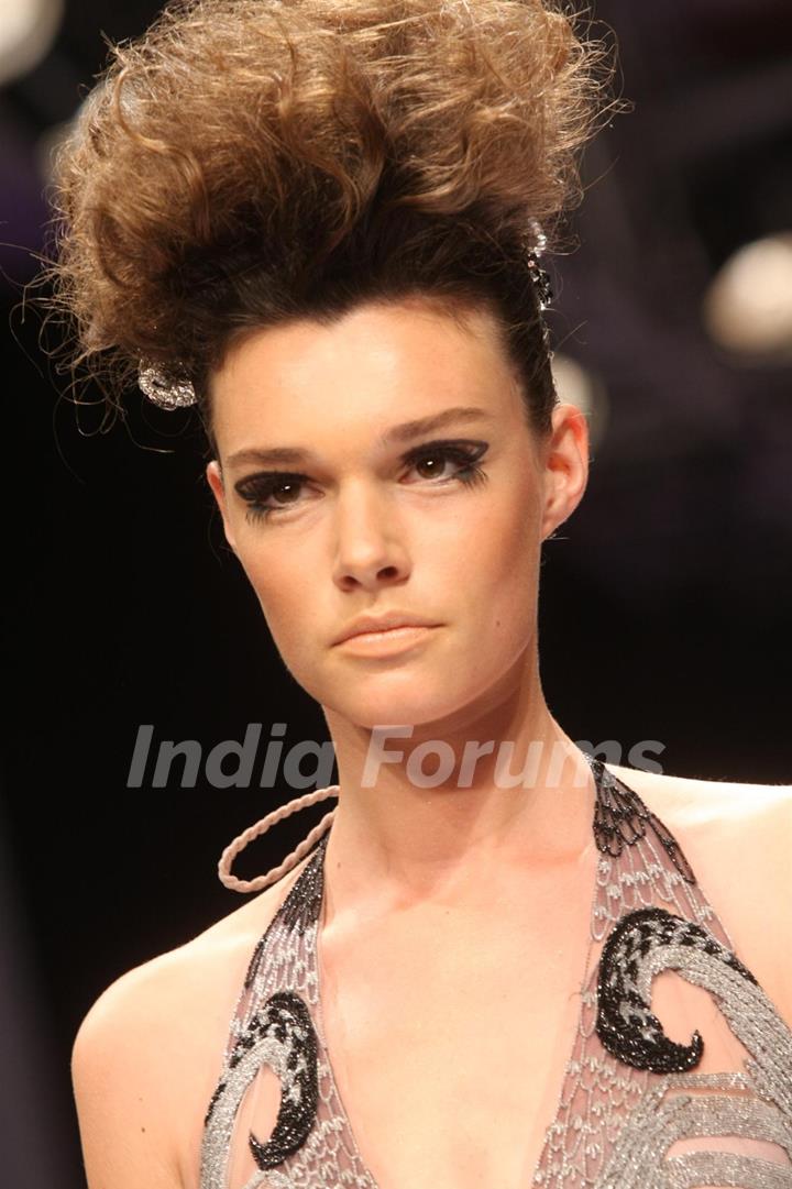 Celebs at Khushali Kumar show at Lakme Fashion Week 2012 - Day 1