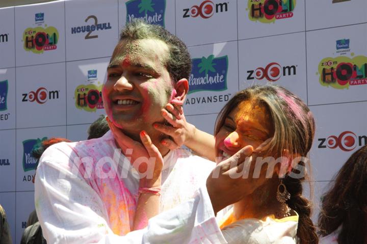 Rahul Mahajan and Dimpy at Zoom Holi bash