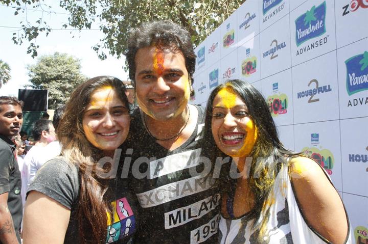 Krushna Abhishek and Kashmira Shah at at Zoom Holi bash