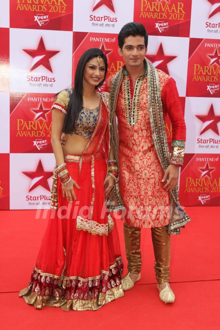 Vishal Singh and Rucha Hasabnis at STAR Parivaar Awards Red Carpet