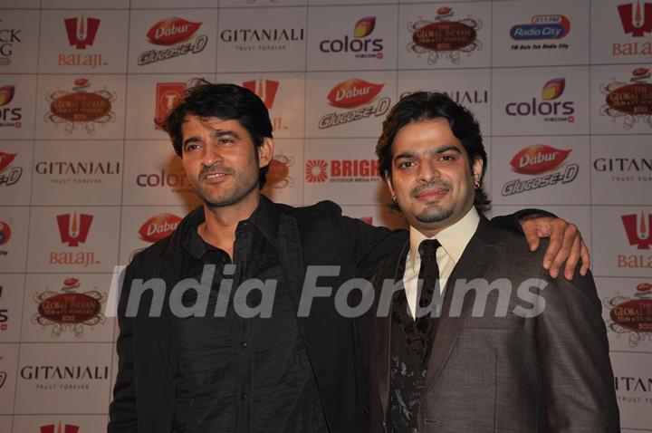 Hiten Tejwani and Karan Patel at Global Indian Film & TV Honours Awards 2012