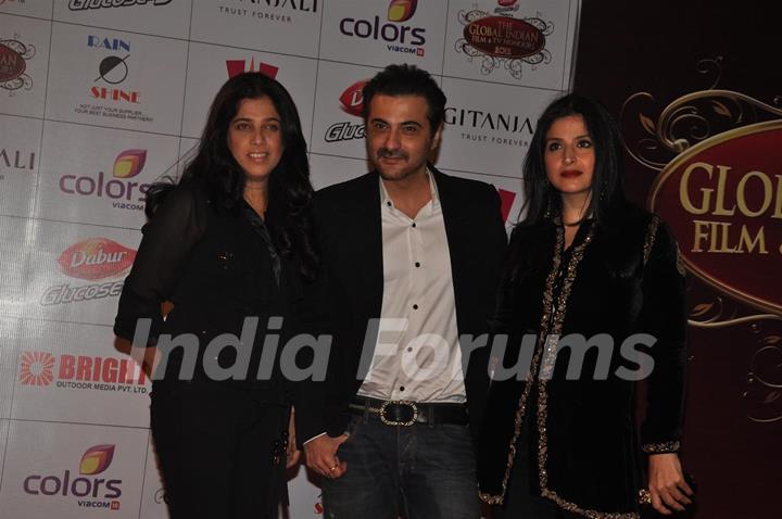 Sanjay Kapoor and Maheep kapoor at Global Indian Film & TV Honours Awards 2012