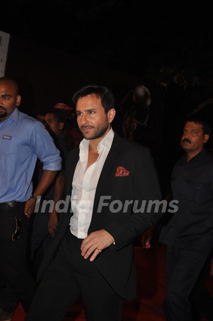 Saif Ali Khan at Global Indian Film & TV Honours Awards 2012