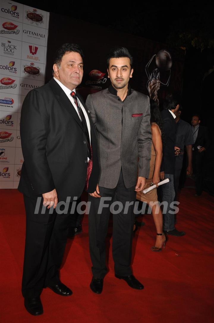 Rishi Kapoor and Ranbir Kapoor at Global Indian Film & TV Honours Awards 2012