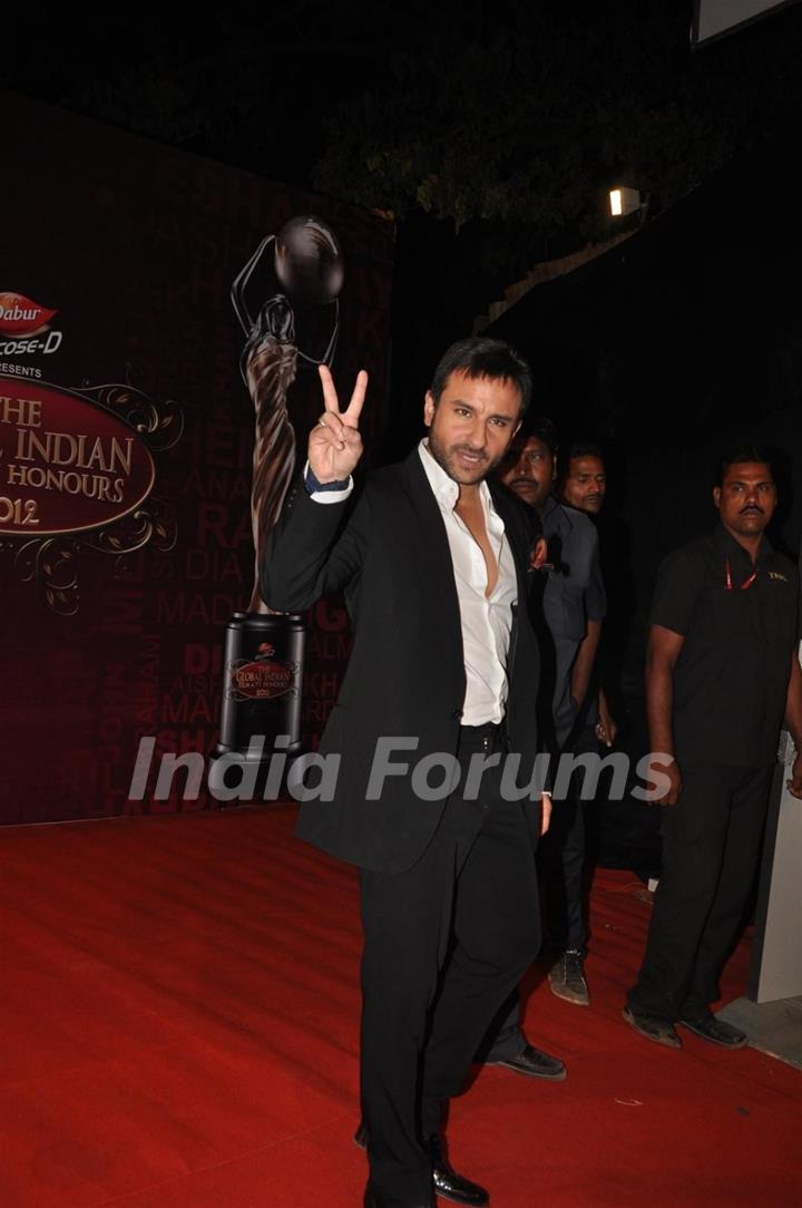 Saif Ali Khan at Global Indian Film & TV Honours Awards 2012