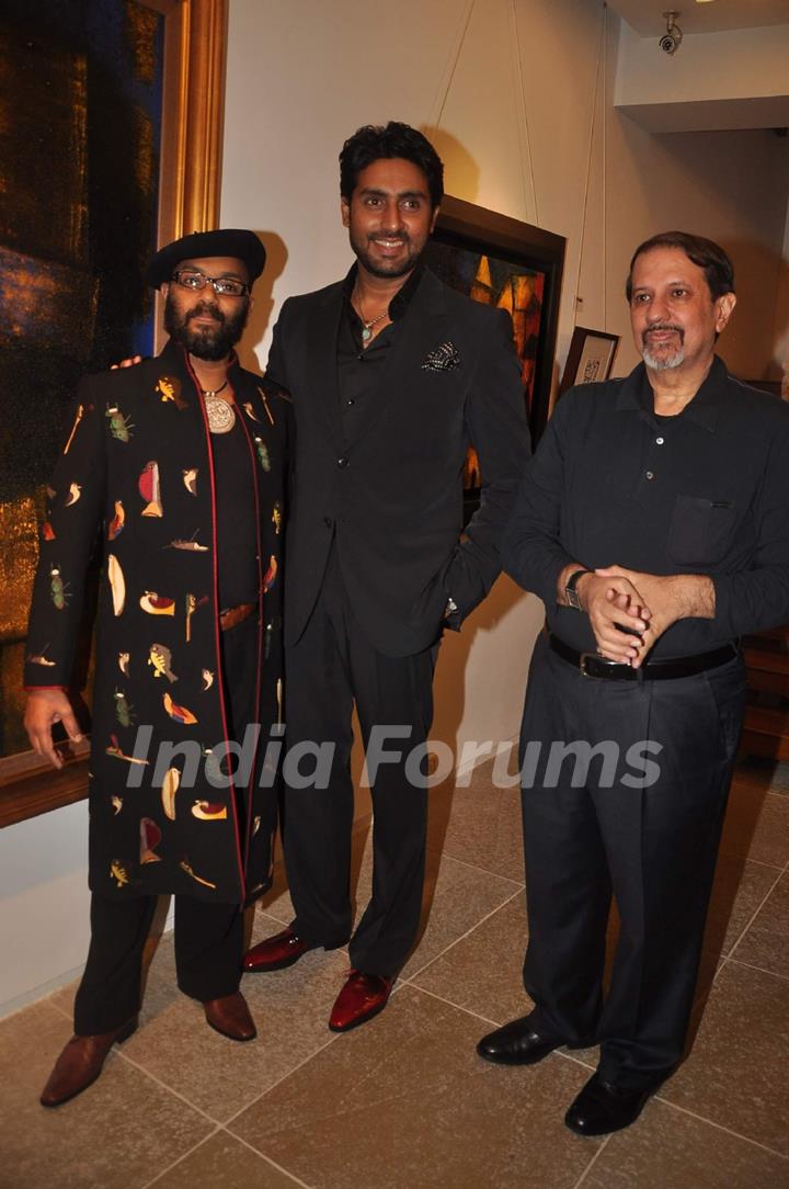 Abhishek Bachchan at Paresh Maity's art event. .