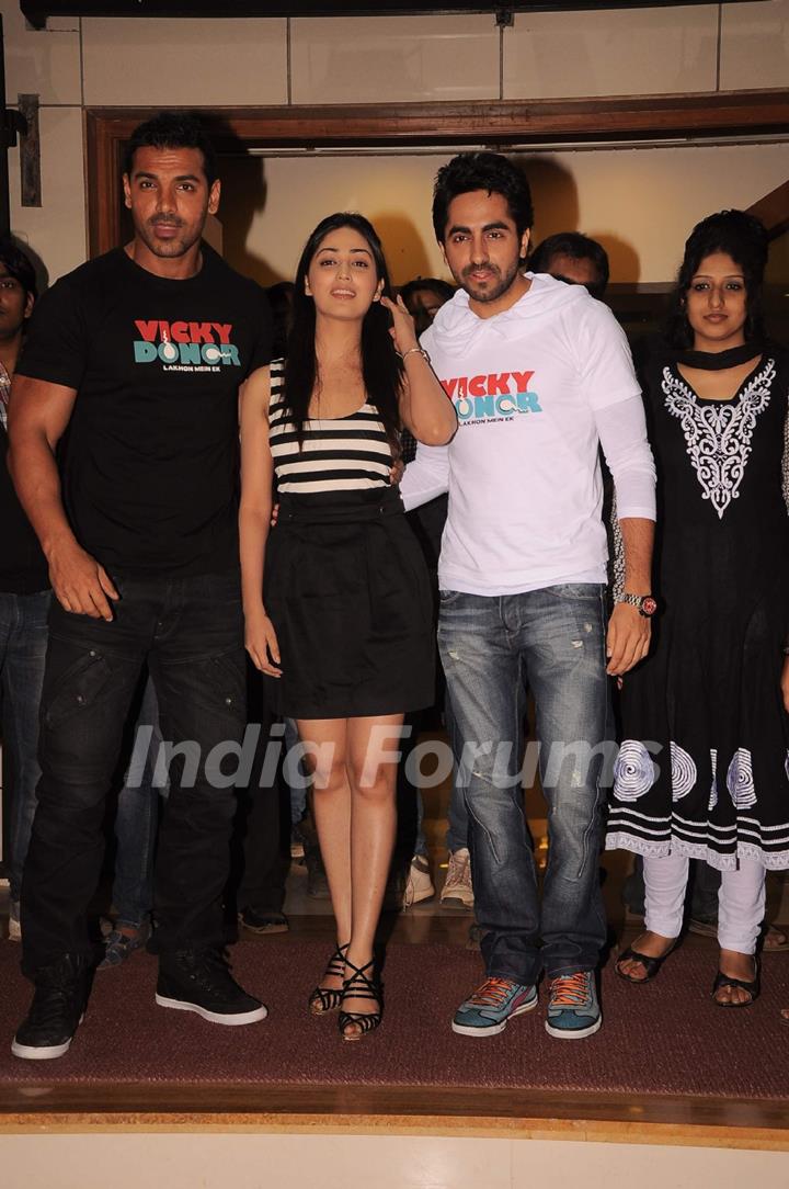 John Abraham, Ayushmann Khurrana and Yami Gautam at Vicky Donor Promotional event. .