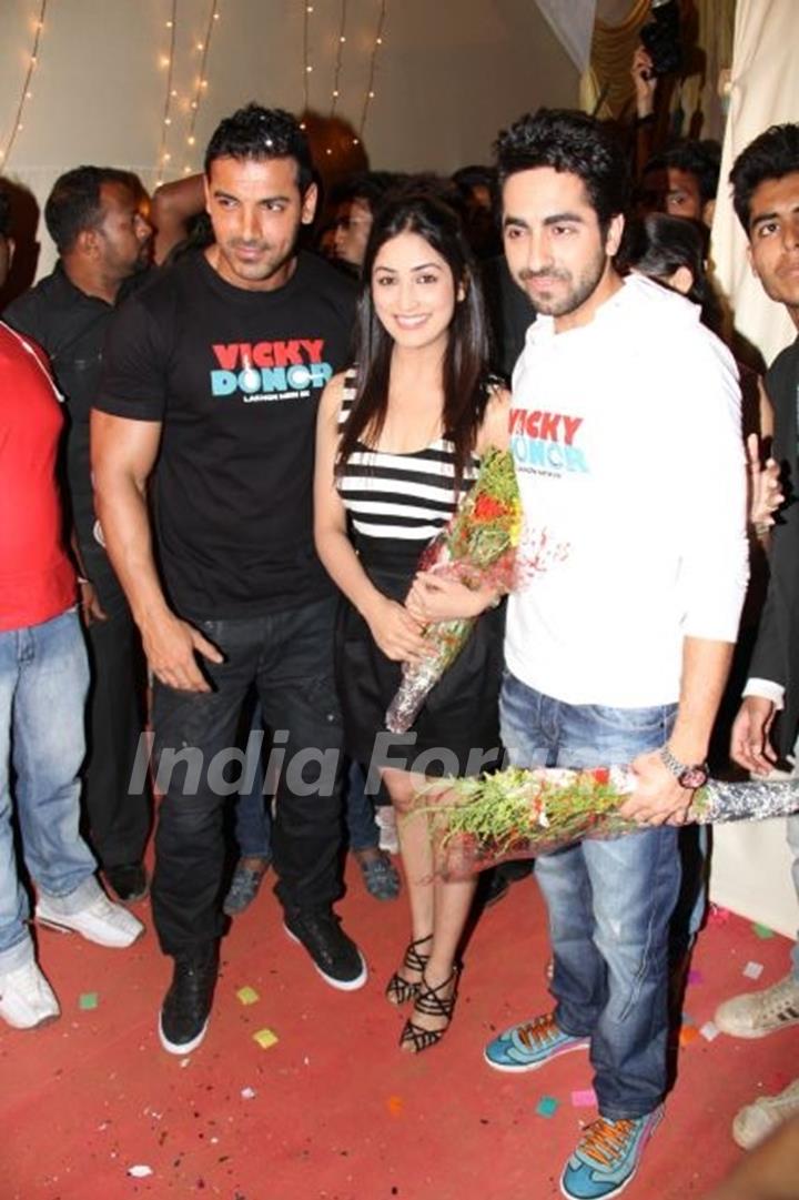 John Abraham at 'Vicky Donor' promotional event