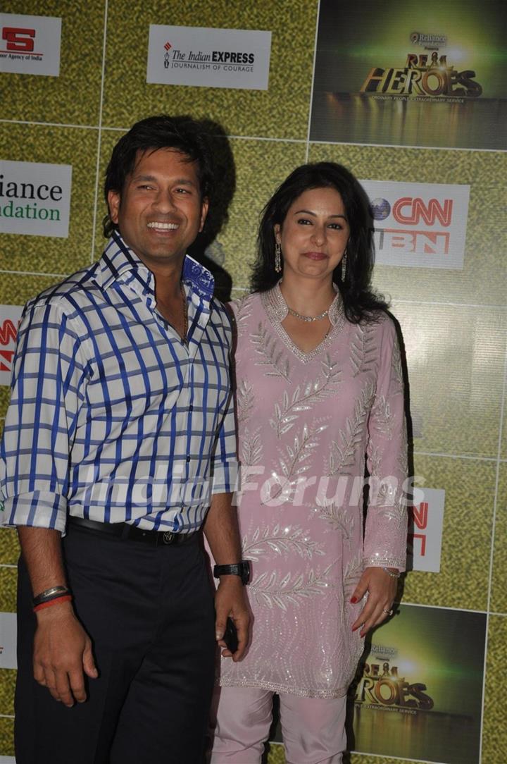 Sachin Tendulkar with wife Anjali at CNN IBN Heroes Awards