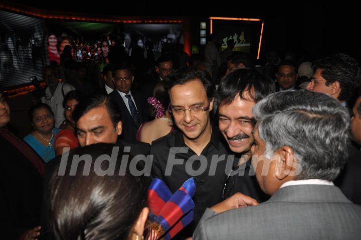 Vidhu Vinod Chopra and Rajkumar Hirani at CNN IBN Heroes Awards