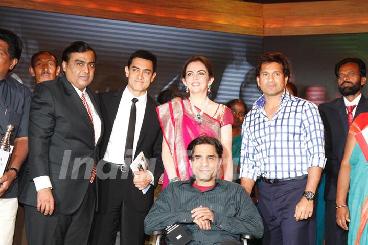 Celebs at CNN IBN Heroes Awards