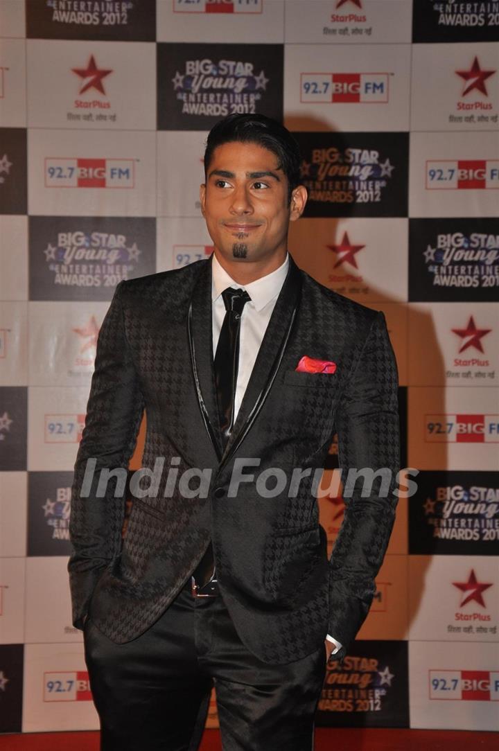 Prateik Babbar at BIG STAR Young Entertainer Awards 2012