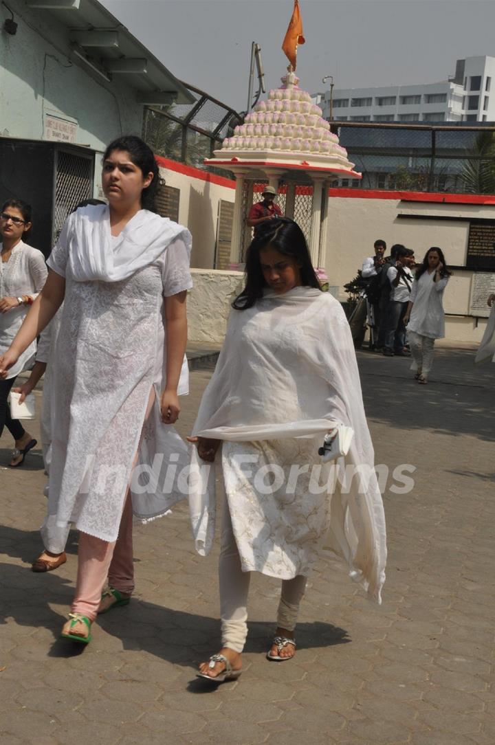 Anshula Kapoor at Mona Kapoor's funeral at Pawan Hans