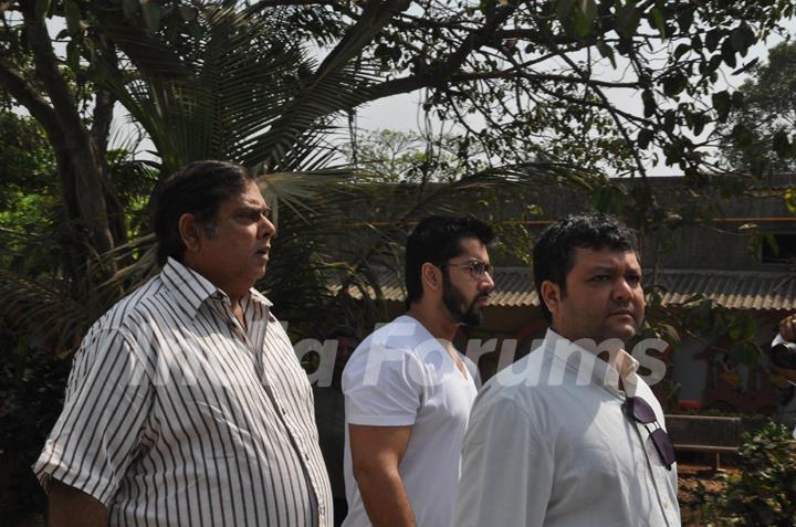 David Dhawan at Mona Kapoor's funeral at Pawan Hans in Juhu, Mumbai