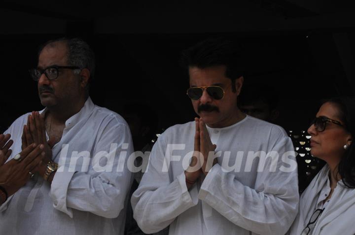 Boney Kapoor and Anil Kapoor at Mona Kapoor's funeral at Pawan Hans