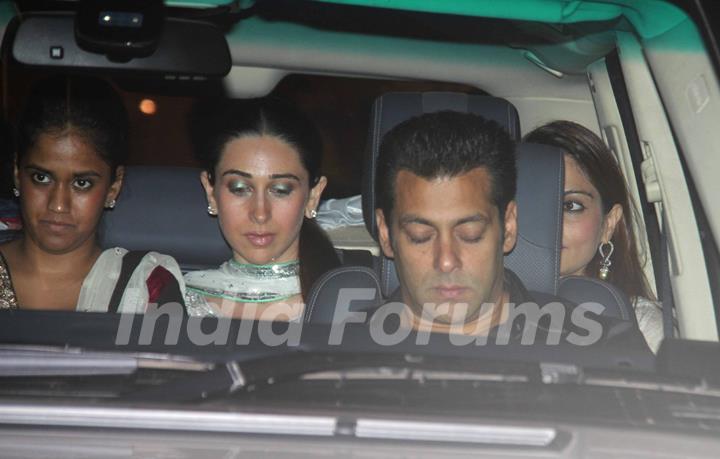 Salman Khan and Karishma Kapoor at Mukesh Ambani's bash for Sachin Tendulkar