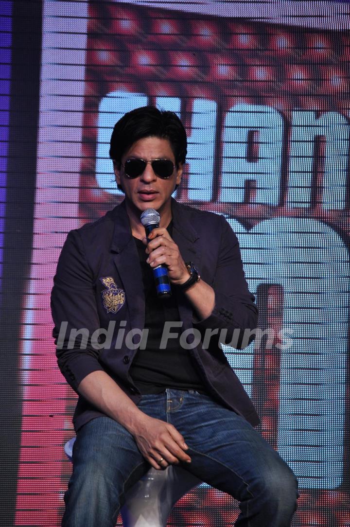 Shahrukh Khan unveils KKR-Nokia campaign for IPL