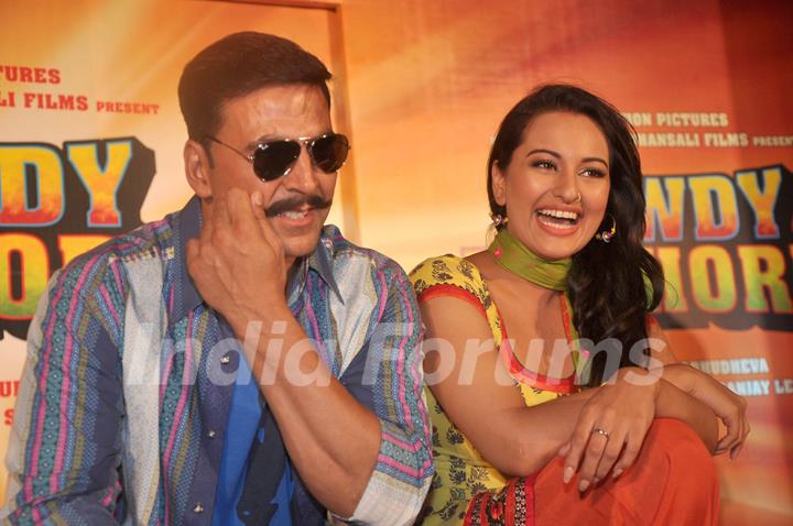 Akshay Kumar and Sonakshi Sinha at Rowdy Rathore music launch in Mumbai. .